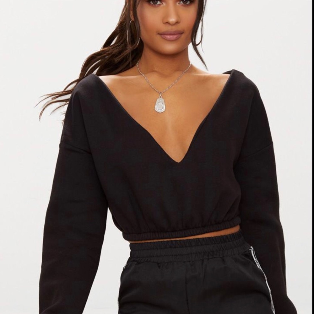 Pretty little thing crop sweatshirt